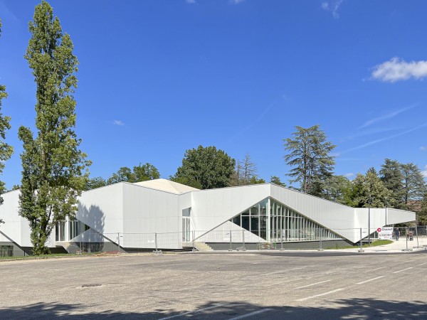 Alice Millat 游泳池 / Atelier PO&PO design architect and agent