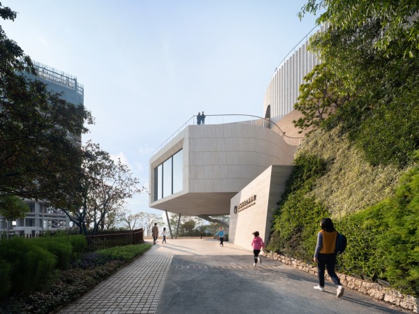 招商局历史博物馆及微波山公园 / 孟岩 | 都市实践