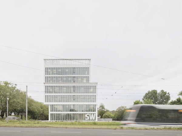 SWR 新演播大楼 / Steimle Architekten