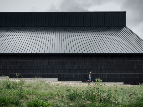 维京堡垒博尔格林体验中心 / LOOP Architects