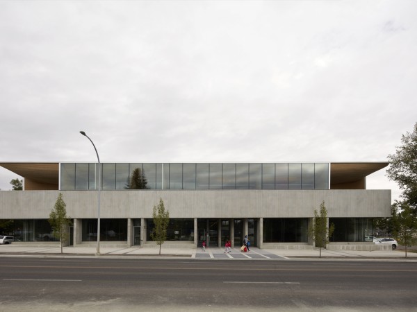 Beacon 诊所，结构与光的融合 / 5468796 Architecture